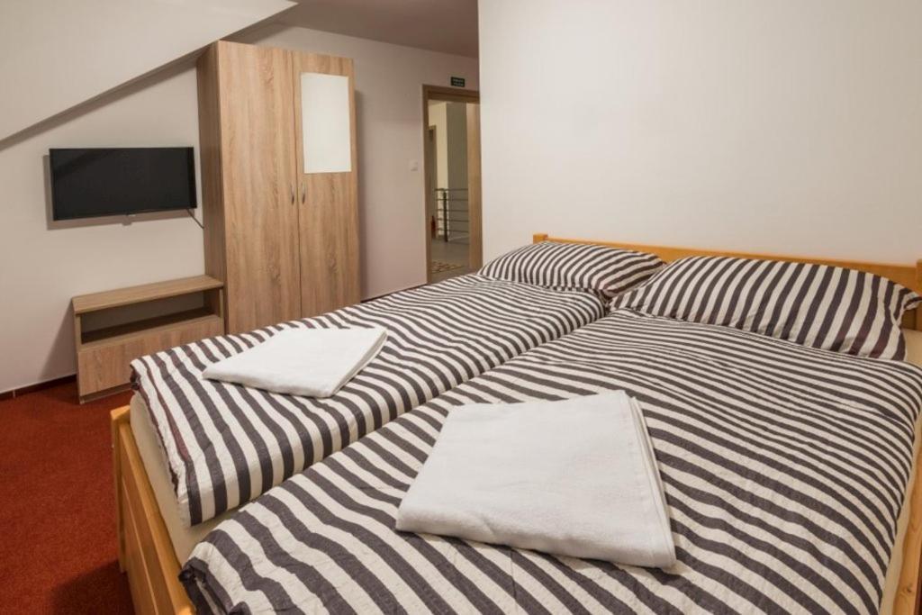 Ferienwohnung Urbarsky Dom Dolny Kubin Exterior foto